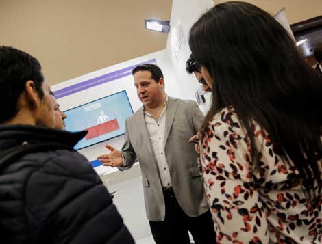 2day.pe | Expertos en Software Empresariales LATAM, Happy Or Not, Firmas Electrónicas, Sign2day, Control de asistencia, Software Clock, Check list, Oneapp, Dashboard análisis datos, Hinweiss, MyPay, Monitoreo de personal, Monitor, Conteo de personas, Intelligenxia
